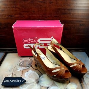 Women's brown 9&Co. wedge shoes shoes size 8.5